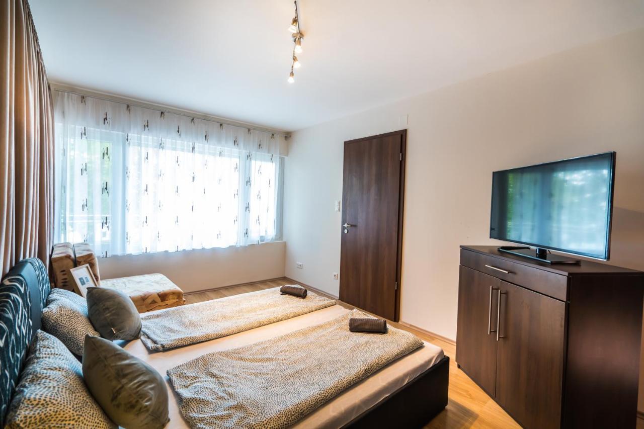 Siesta Sziget - Balaton-Parti Apartmanok Siofok Exterior photo