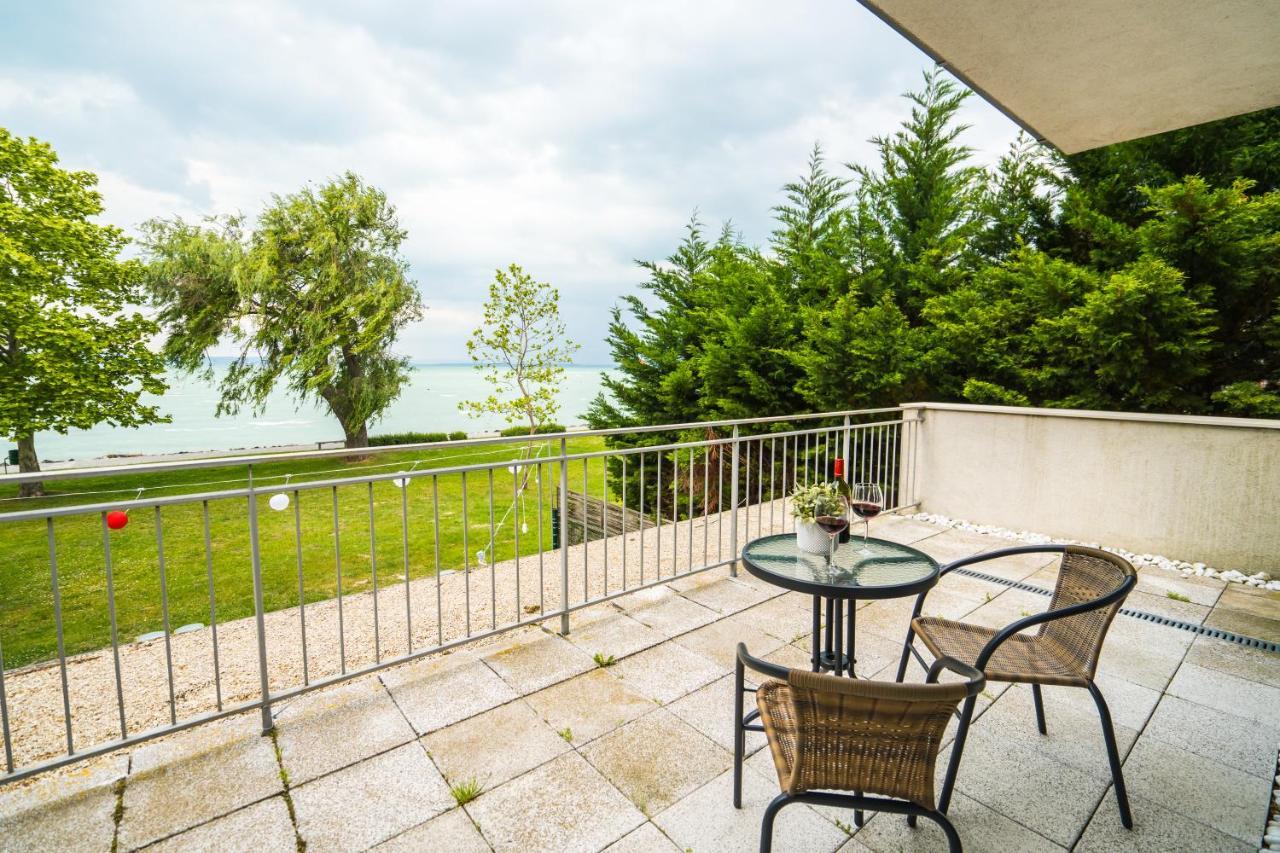 Siesta Sziget - Balaton-Parti Apartmanok Siofok Exterior photo