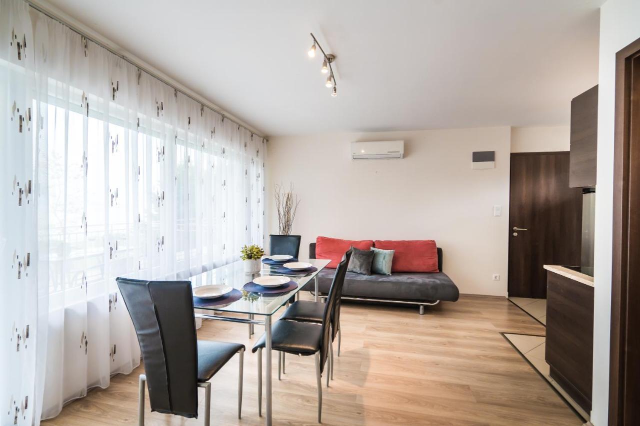 Siesta Sziget - Balaton-Parti Apartmanok Siofok Exterior photo